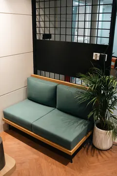 Break-out seat