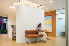 Waiting bench