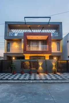 Street view at dusk